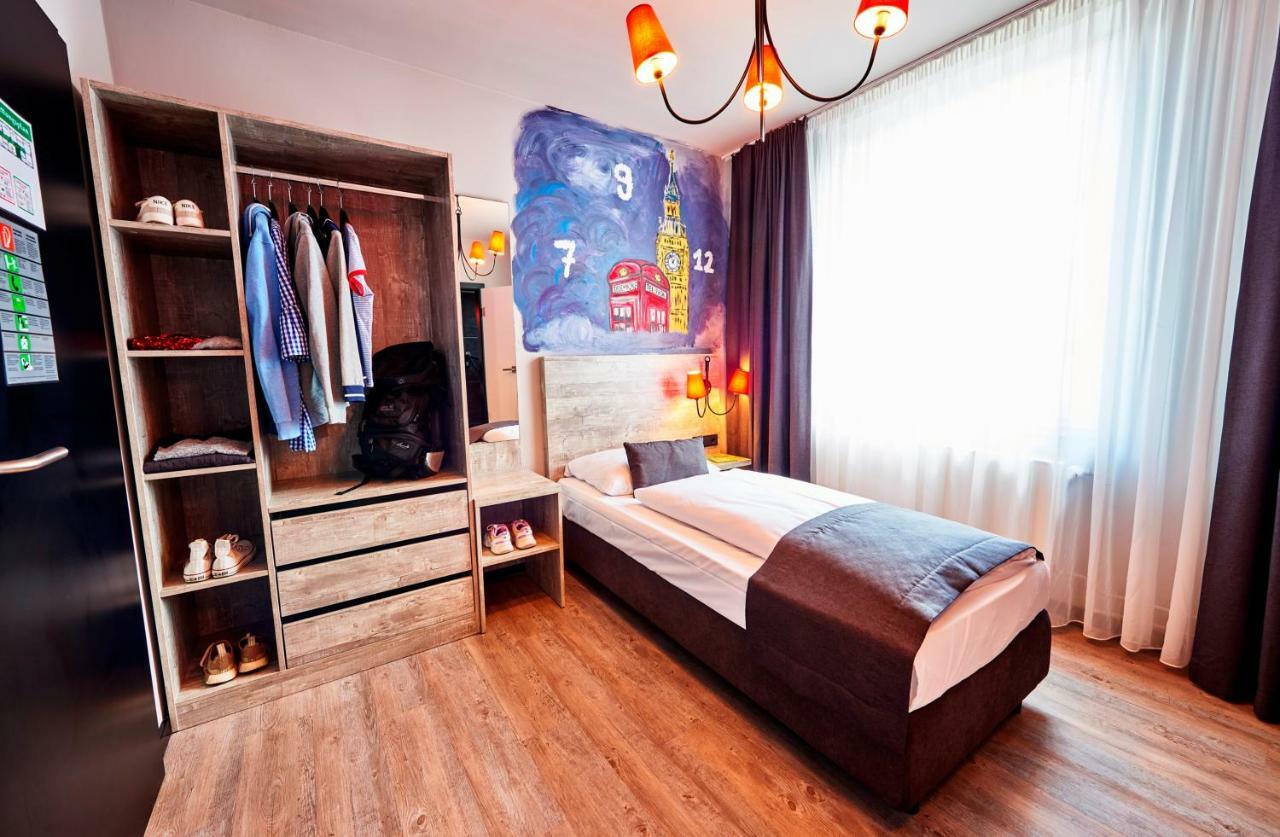 Urban Home Hotel Гамбург Экстерьер фото